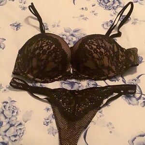 VS bra Sz 36C and panties Sz med.